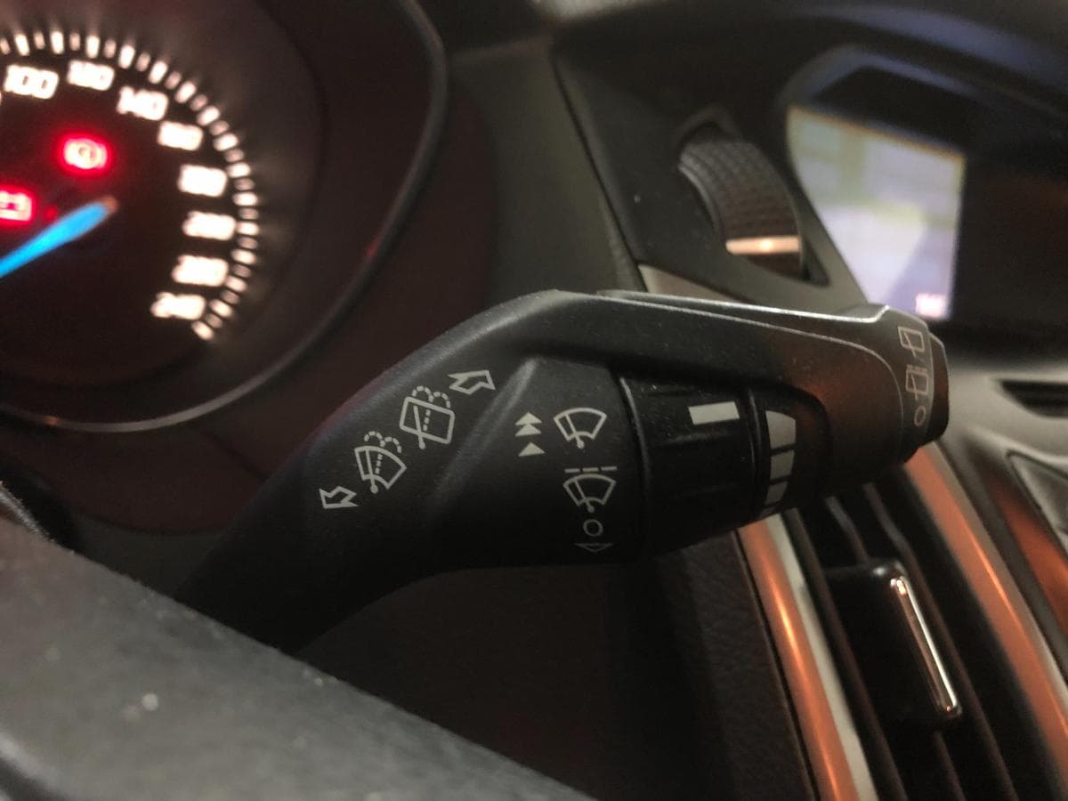Ford Focus 1.6 TDCI · Ano 2014 — imagem 30
