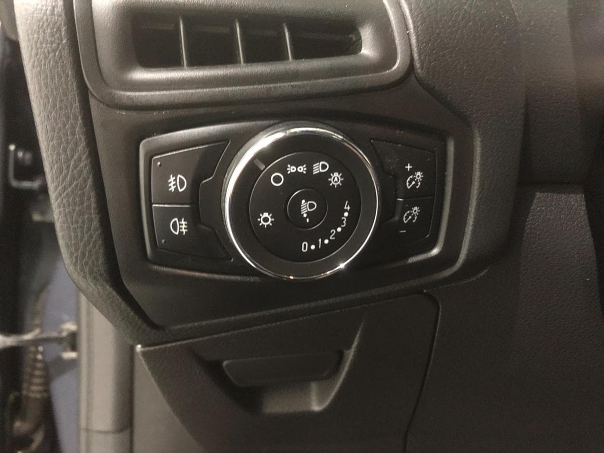 Ford Focus 1.6 TDCI · Ano 2014 — imagem 42