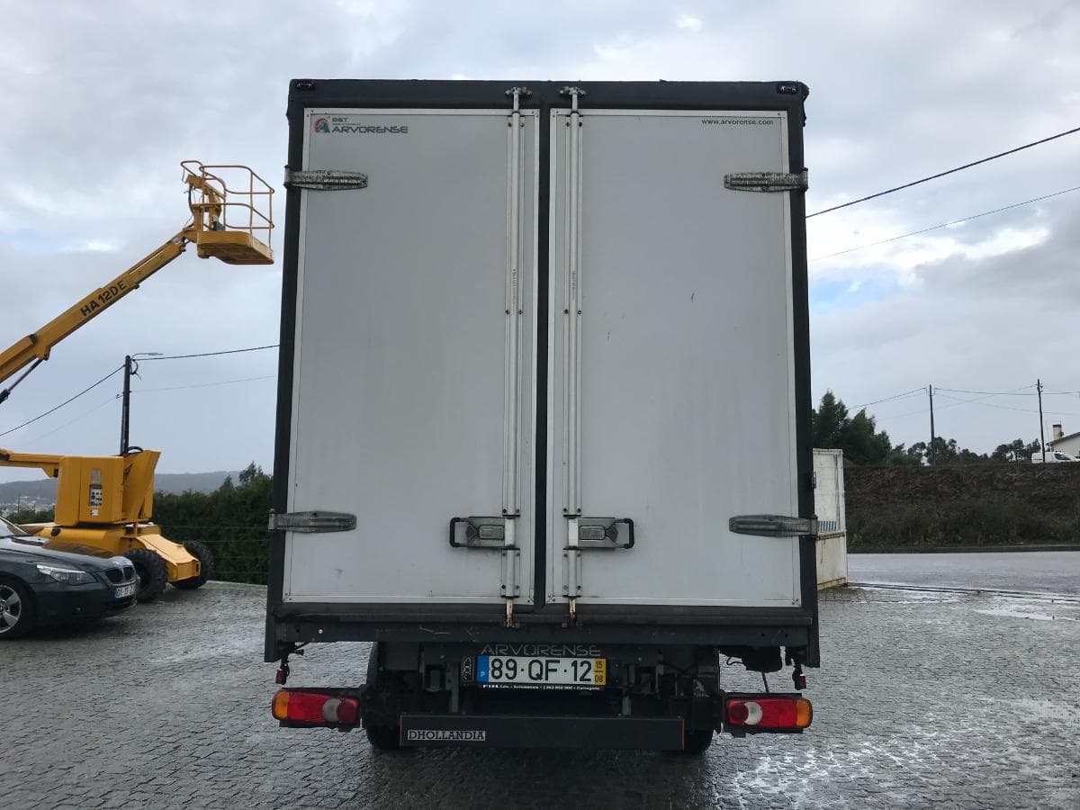 Renault Master 2.3 DCI · Ano 2015 — imagen 8