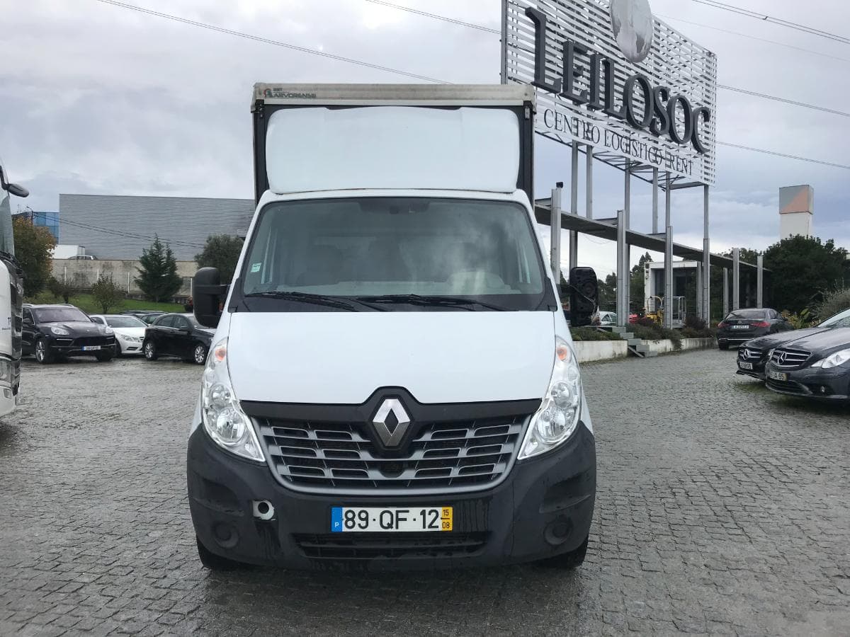 Renault Master 2.3 DCI · Ano 2015 — imagen 3