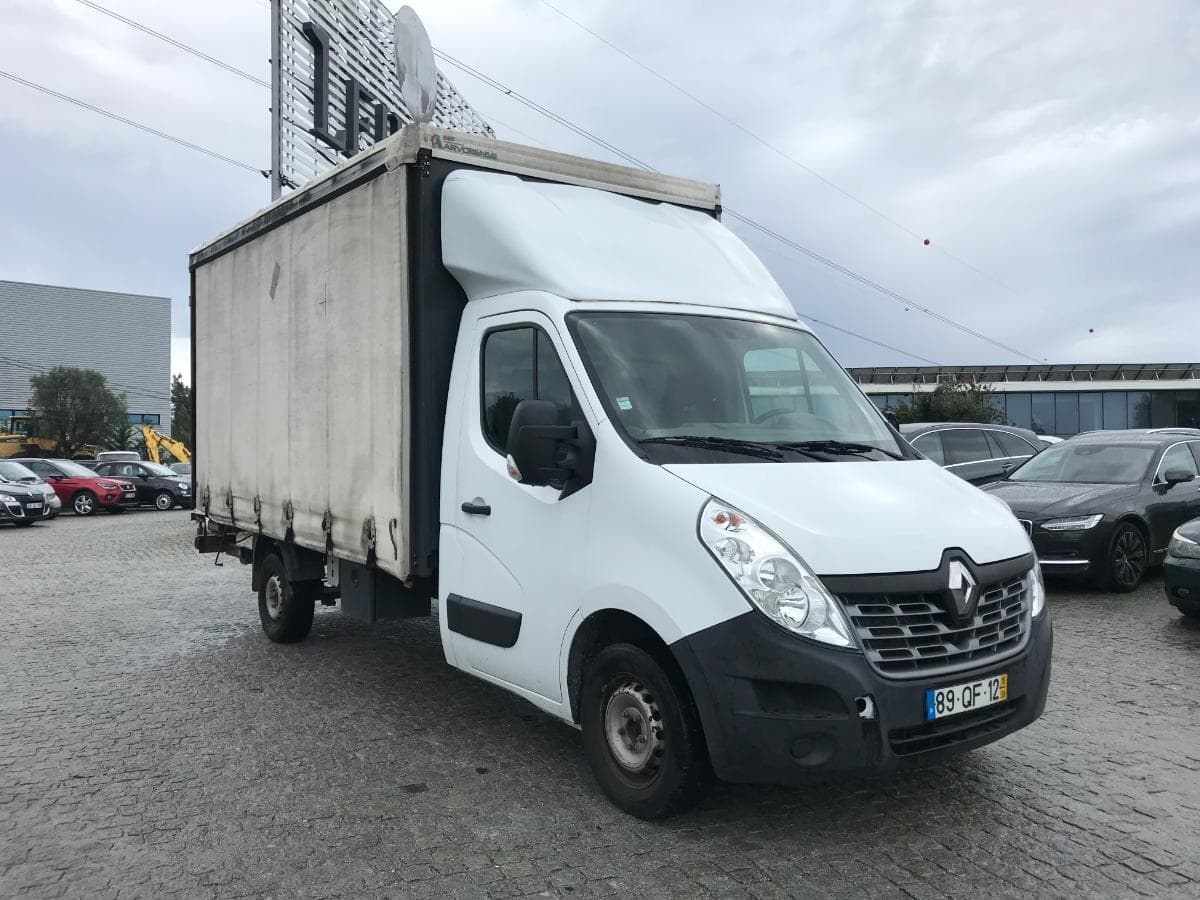 Renault Master 2.3 DCI · Ano 2015 — imagen 1