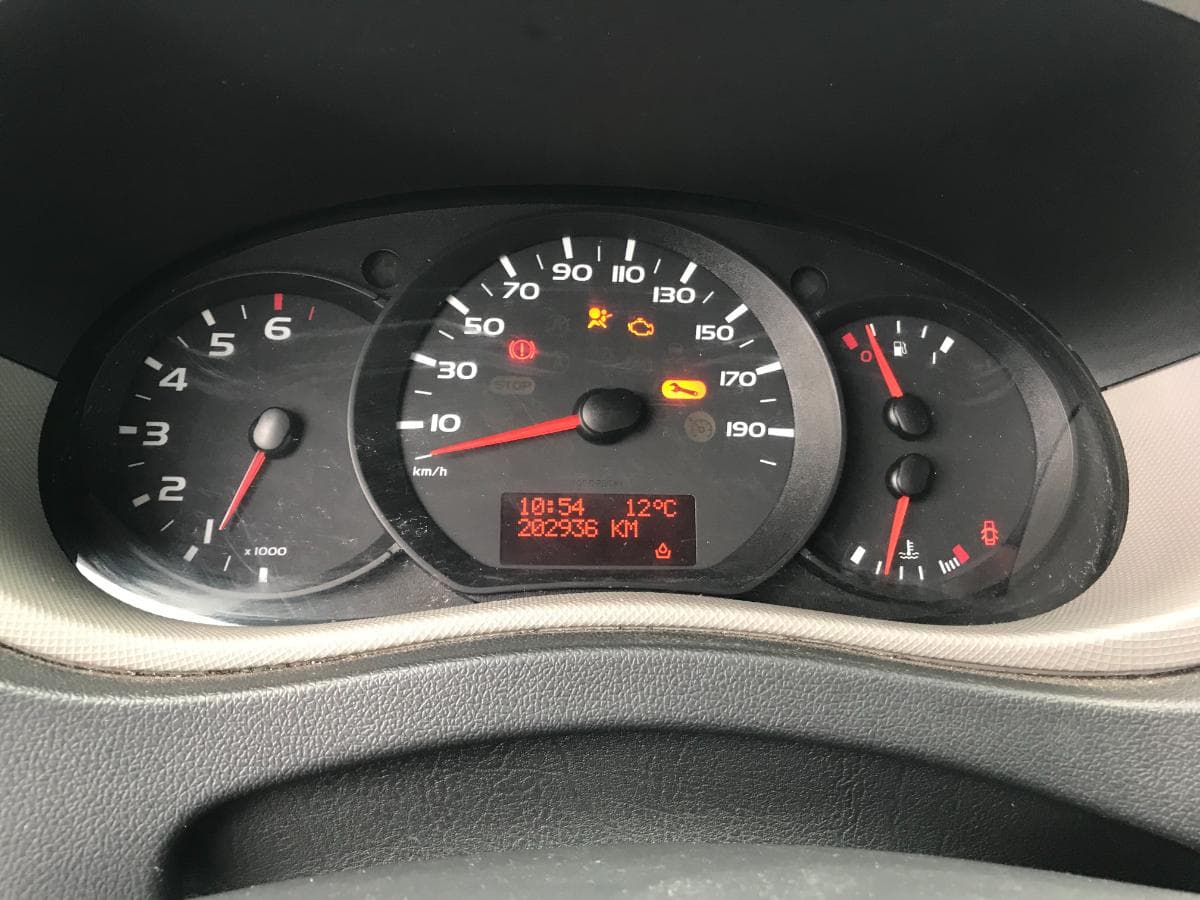 Renault Master 2.3 DCI · Ano 2015 — imagen 25