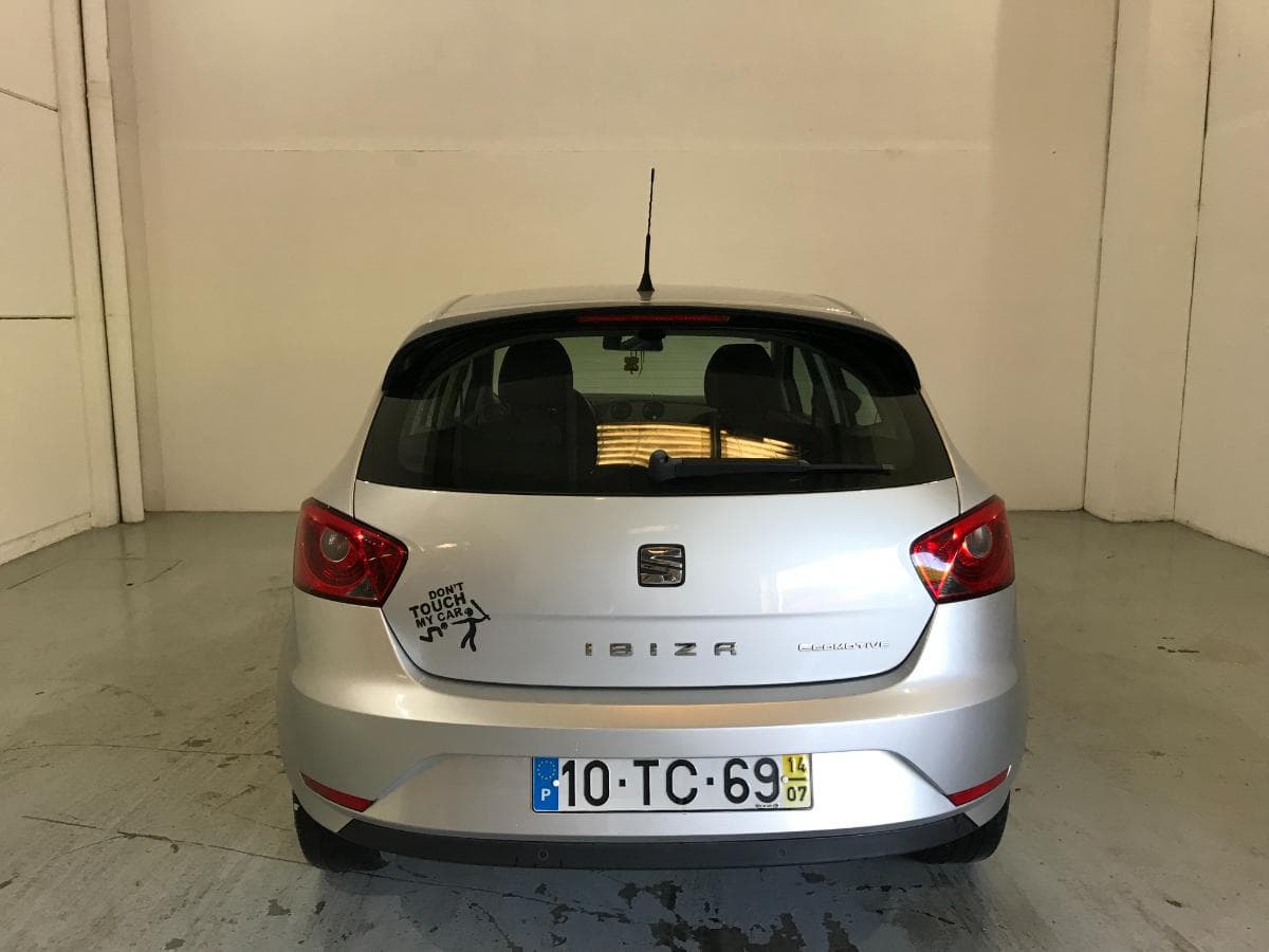 Seat Ibiza 1.2 TDI · Ano 2014 — imagen 9