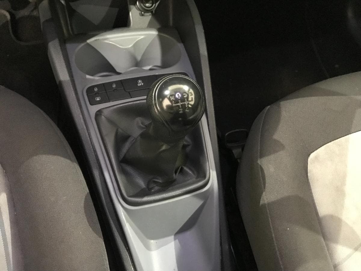 Seat Ibiza 1.2 TDI · Ano 2014 — imagen 32