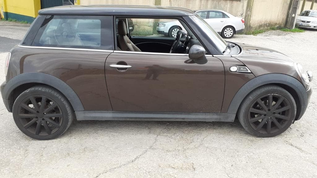 Mini Cooper D · Ano 2010 — imagem 7