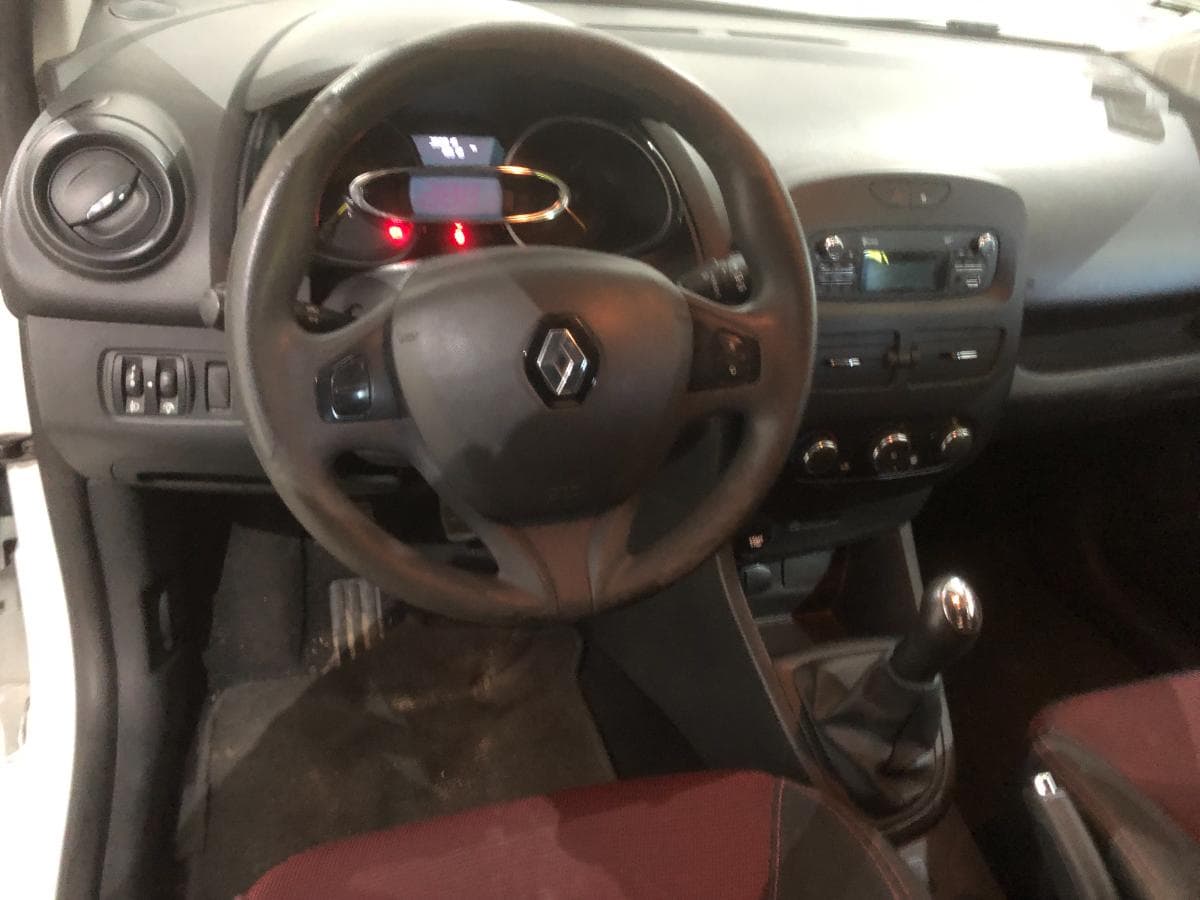 Renault Clio · Año 2013 — imagen 35