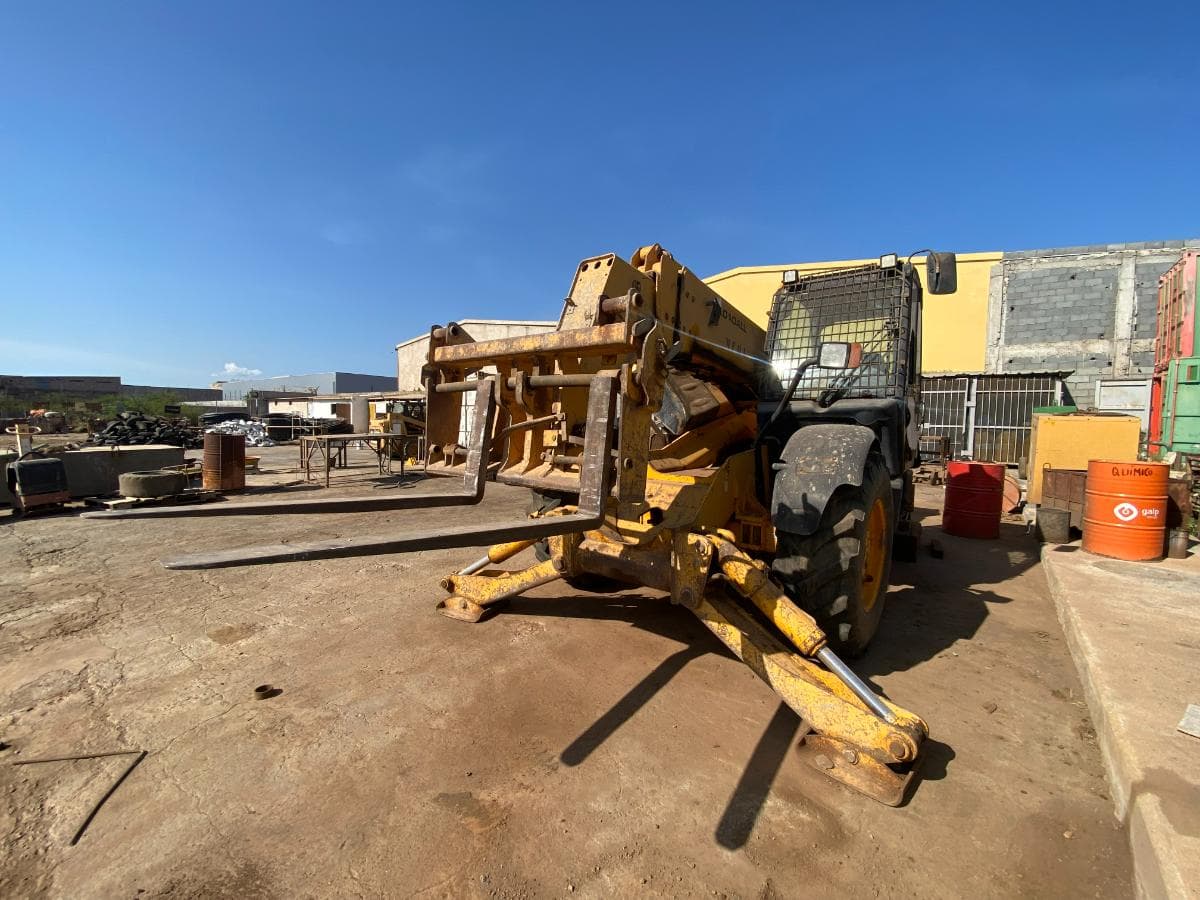 Telescópico JCB TH535 — image 5