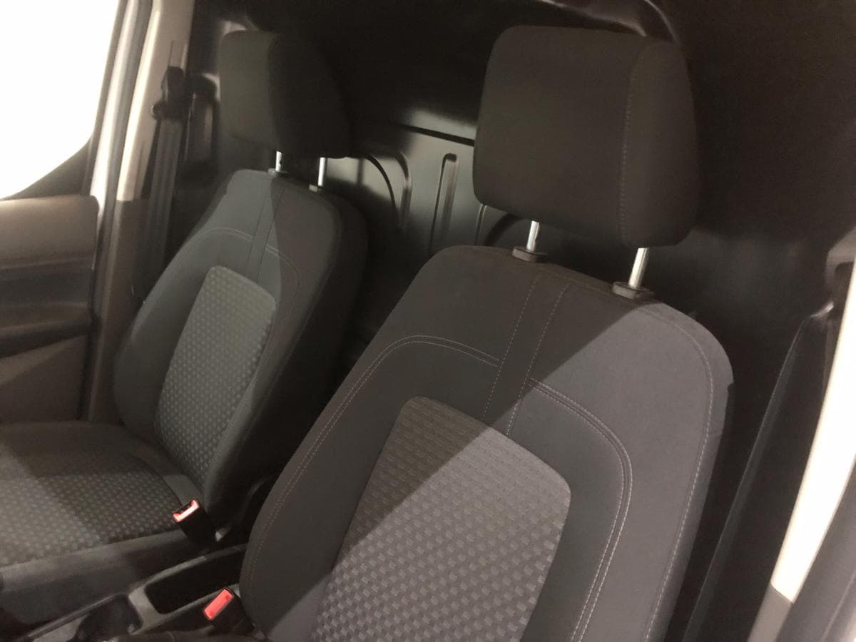 Ford Transit Connect 1.5 TDCI · Ano 2021 — image 35