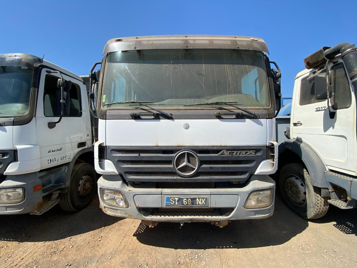 Camião Basculante 26 T (4X2) — image 2