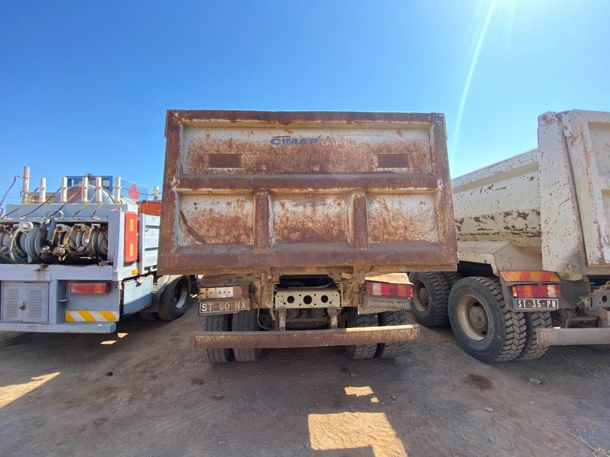 Camião Basculante 26 T (4X2) — image 6
