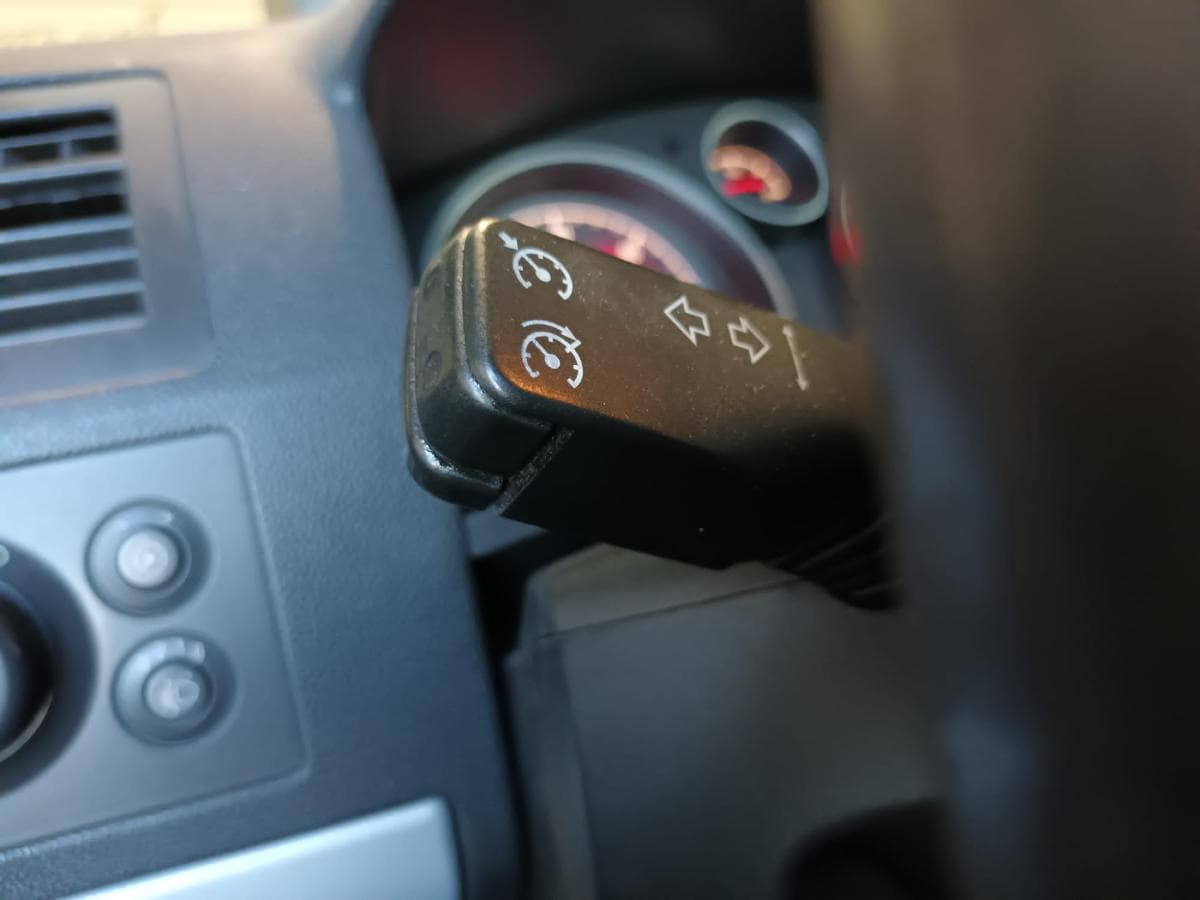 Opel Zafira 1.9 CDTI · Ano 2006 — image 31