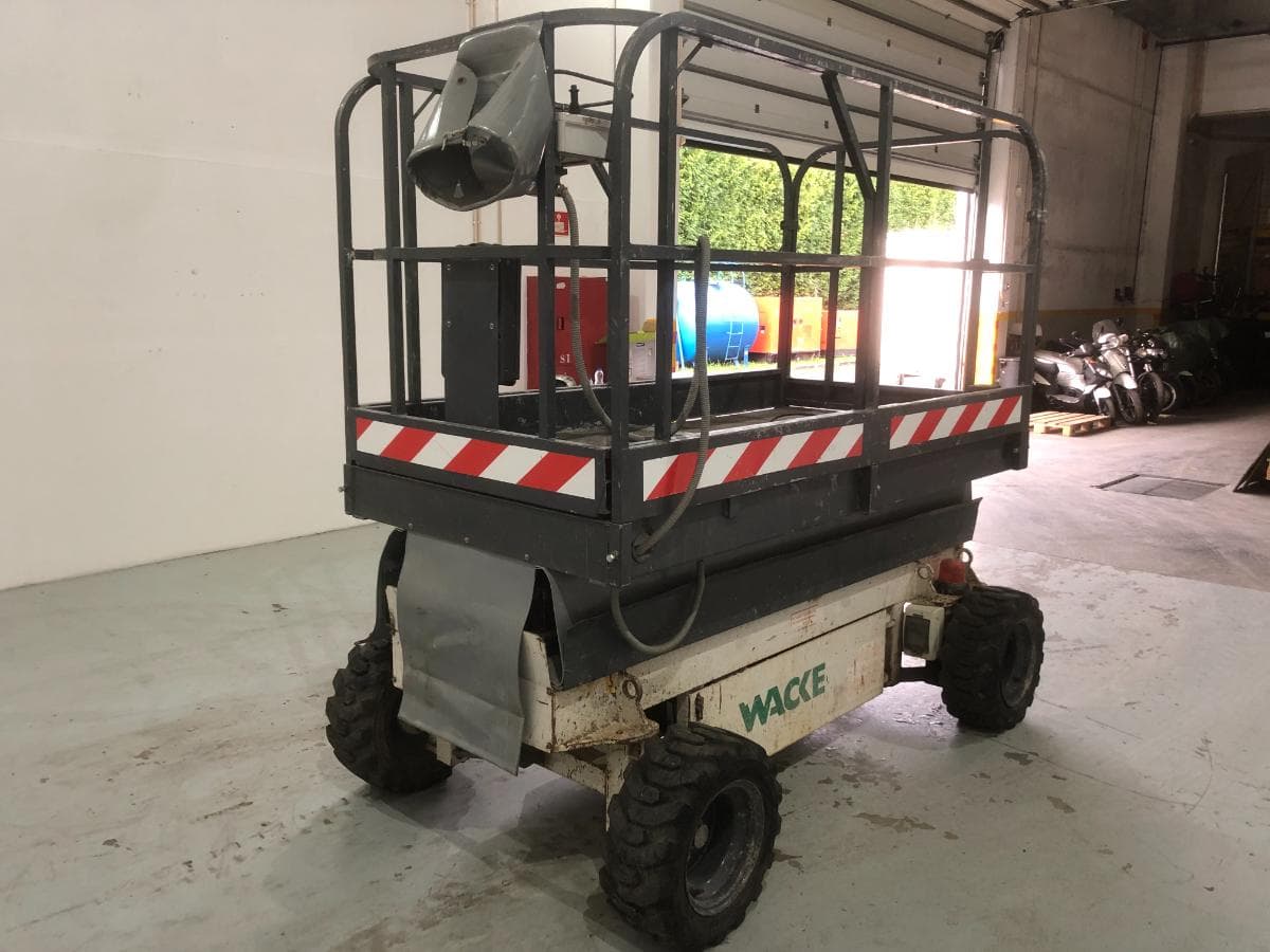 Plataforma Elevatória Airo SF 820 — imagen 5