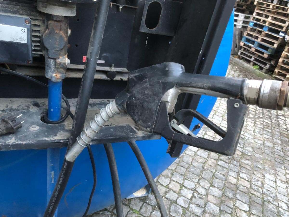 Depósito Combustível — imagem 13