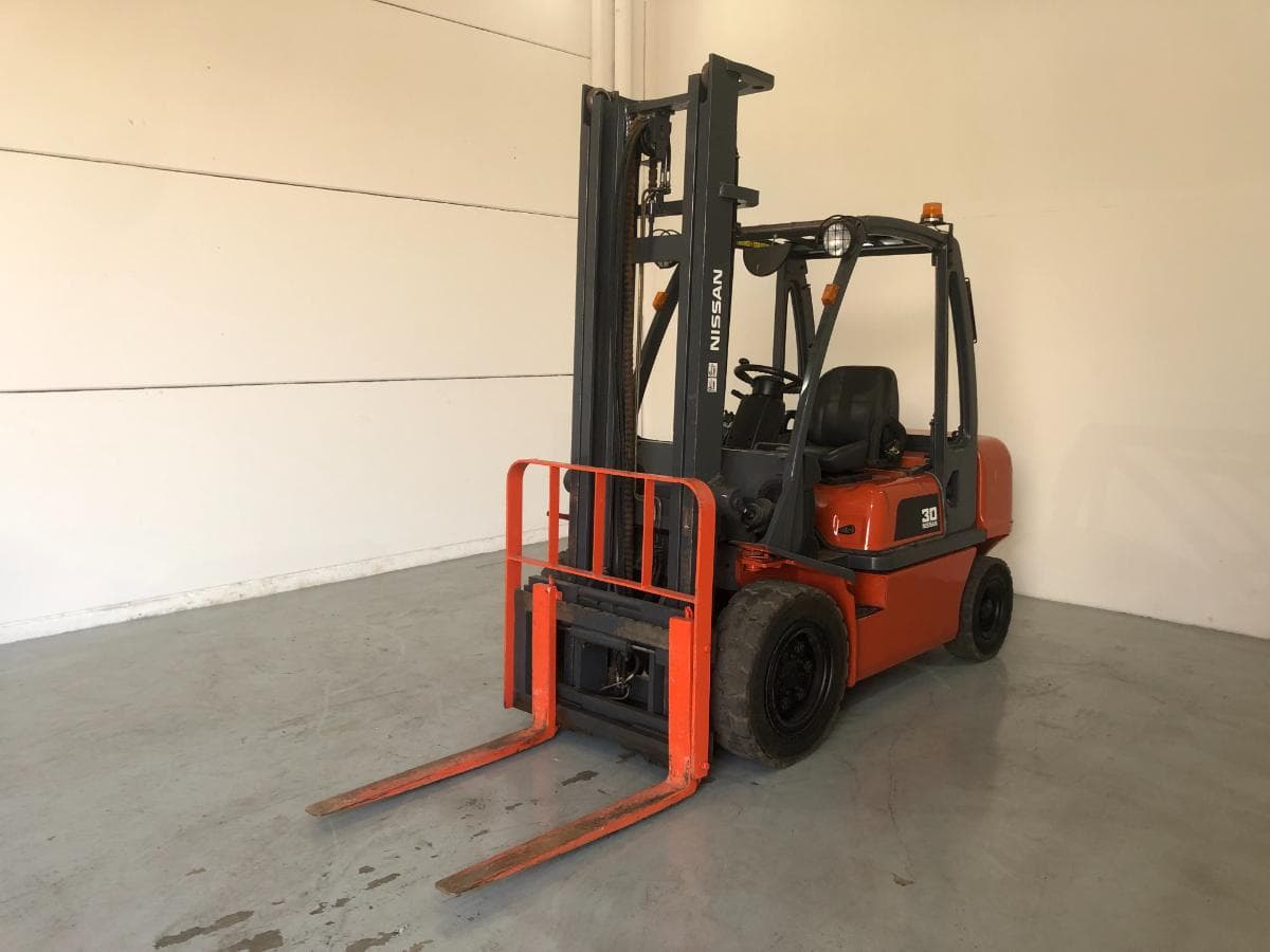 Empilhador Nissan 3.000kg — image 3