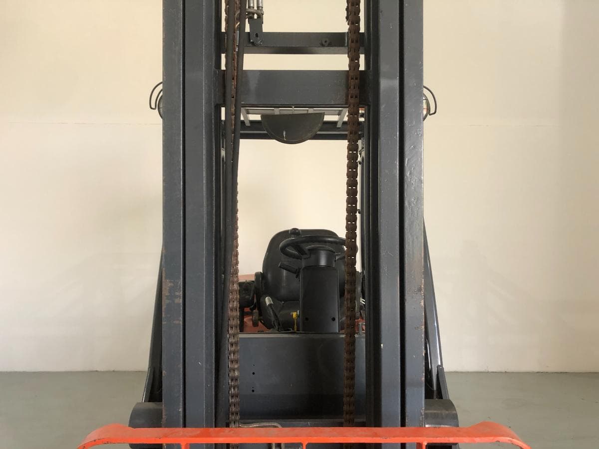 Empilhador Nissan 3.000kg — image 8