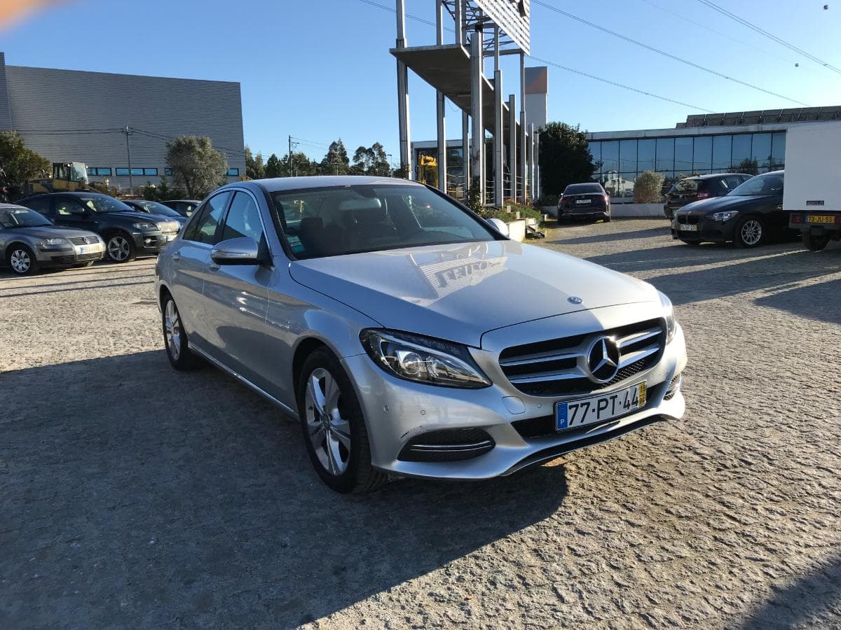 Mercedes-Benz C220 · Ano 2015 — imagen 1