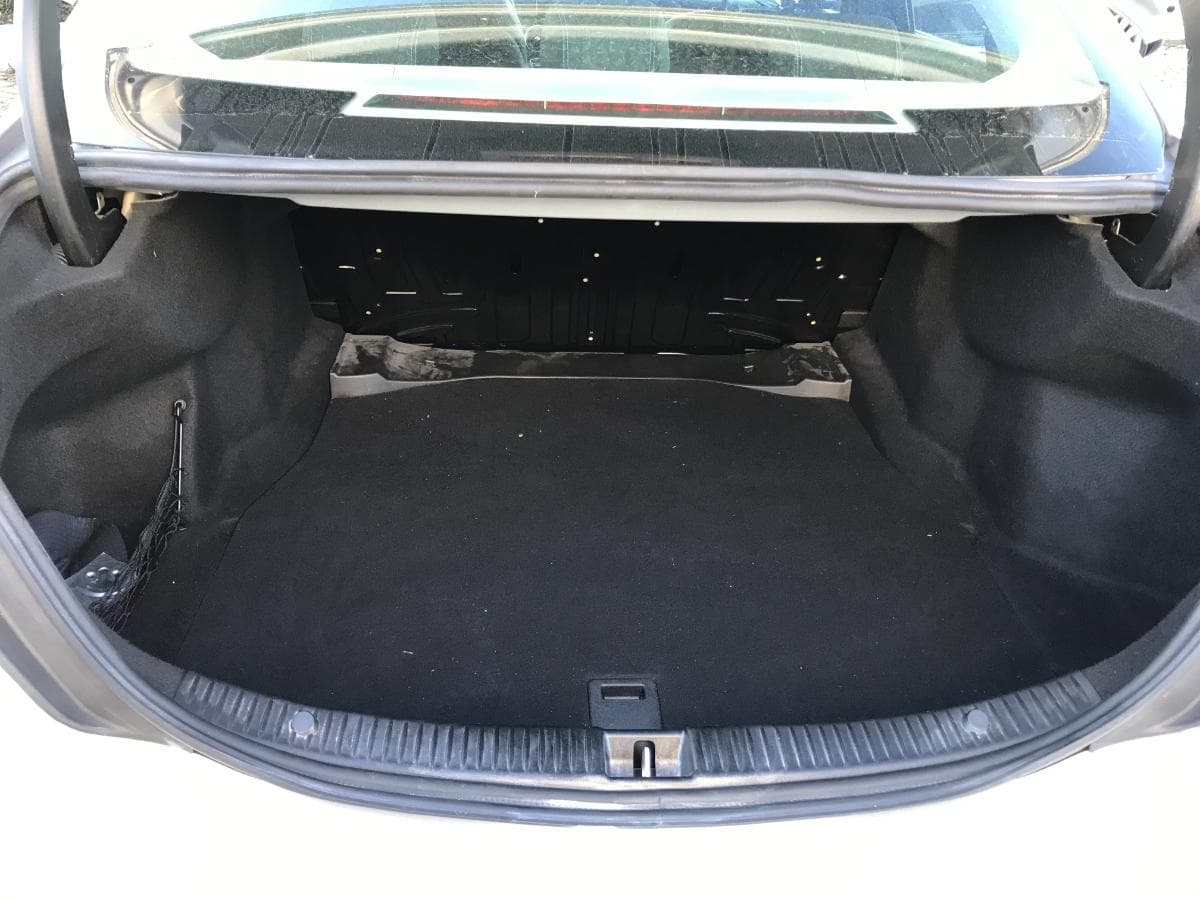 Mercedes-Benz C220 · Ano 2015 — imagen 8