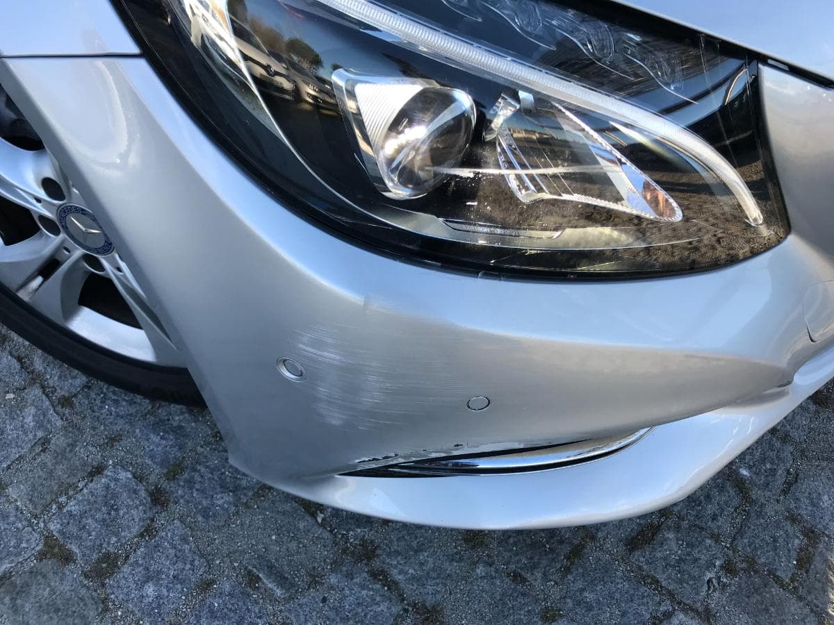 Mercedes-Benz C220 · Ano 2015 — imagen 17