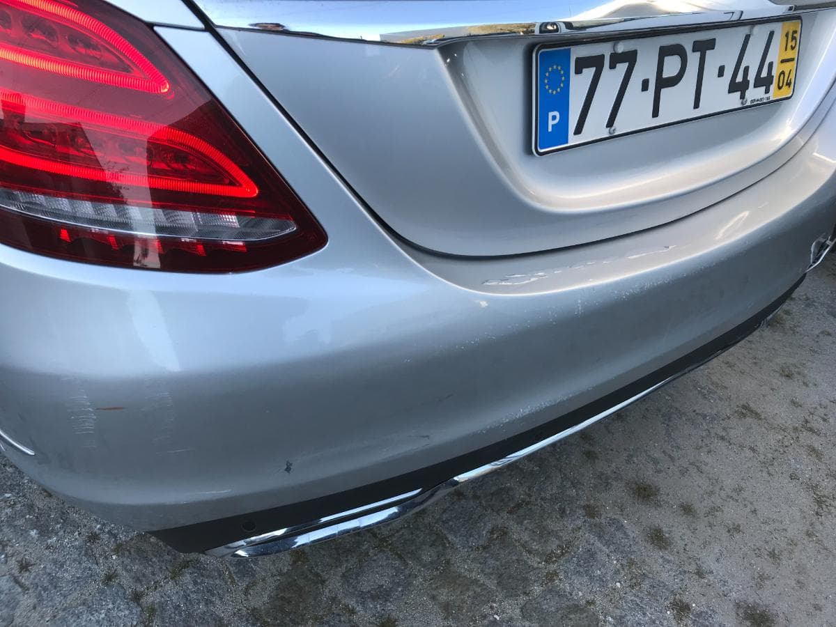 Mercedes-Benz C220 · Ano 2015 — imagen 18
