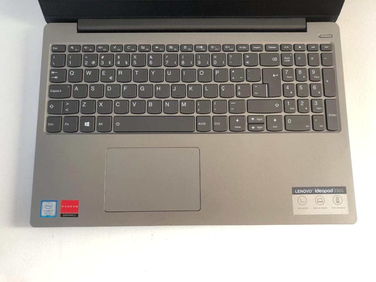 Portátil Lenovo 330S-15IKB — imagen 7