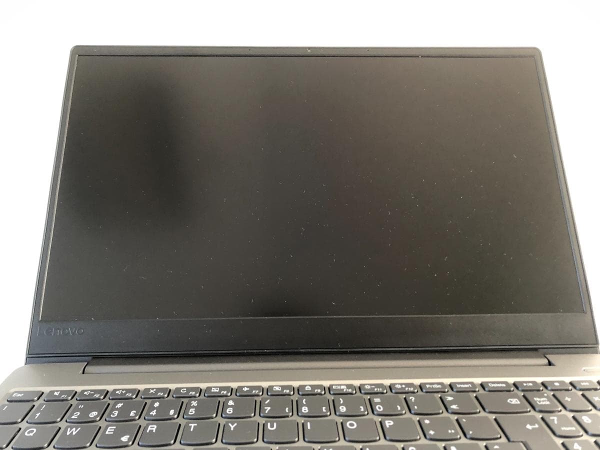 Portátil Lenovo 330S-15IKB — imagen 8