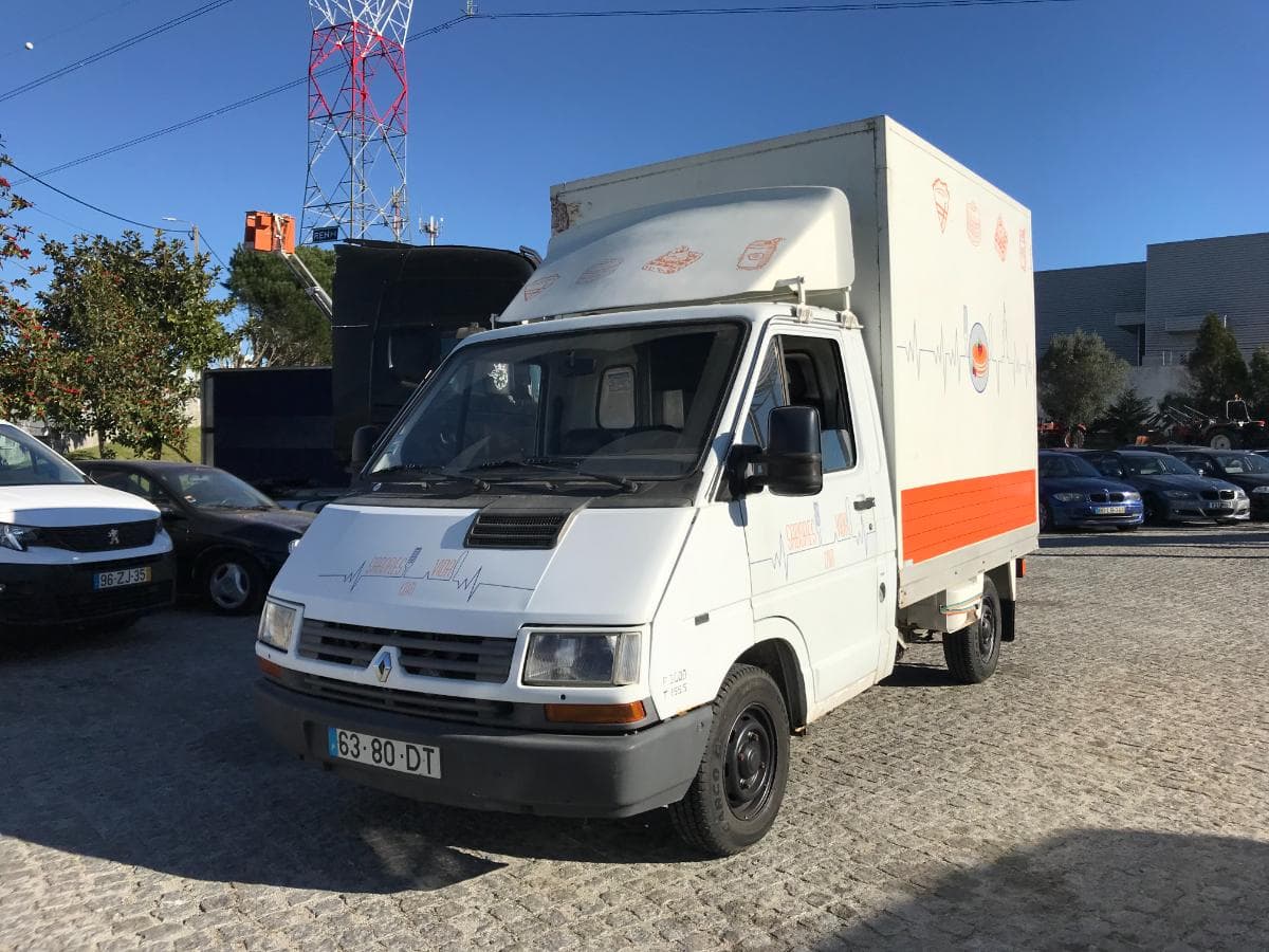 Veículo Food Truck Renault — imagem 3