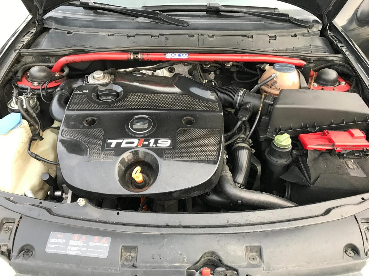 Seat Ibiza 1.9 TDI · Ano 2001 — imagem 8
