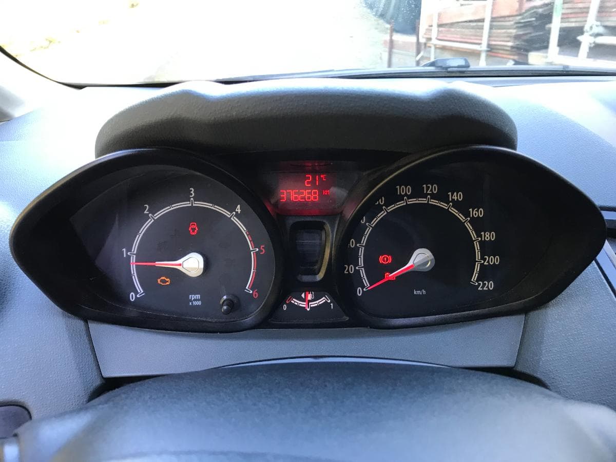 Ford Fiesta 1.4 TDCI · Ano 2010 — imagen 26