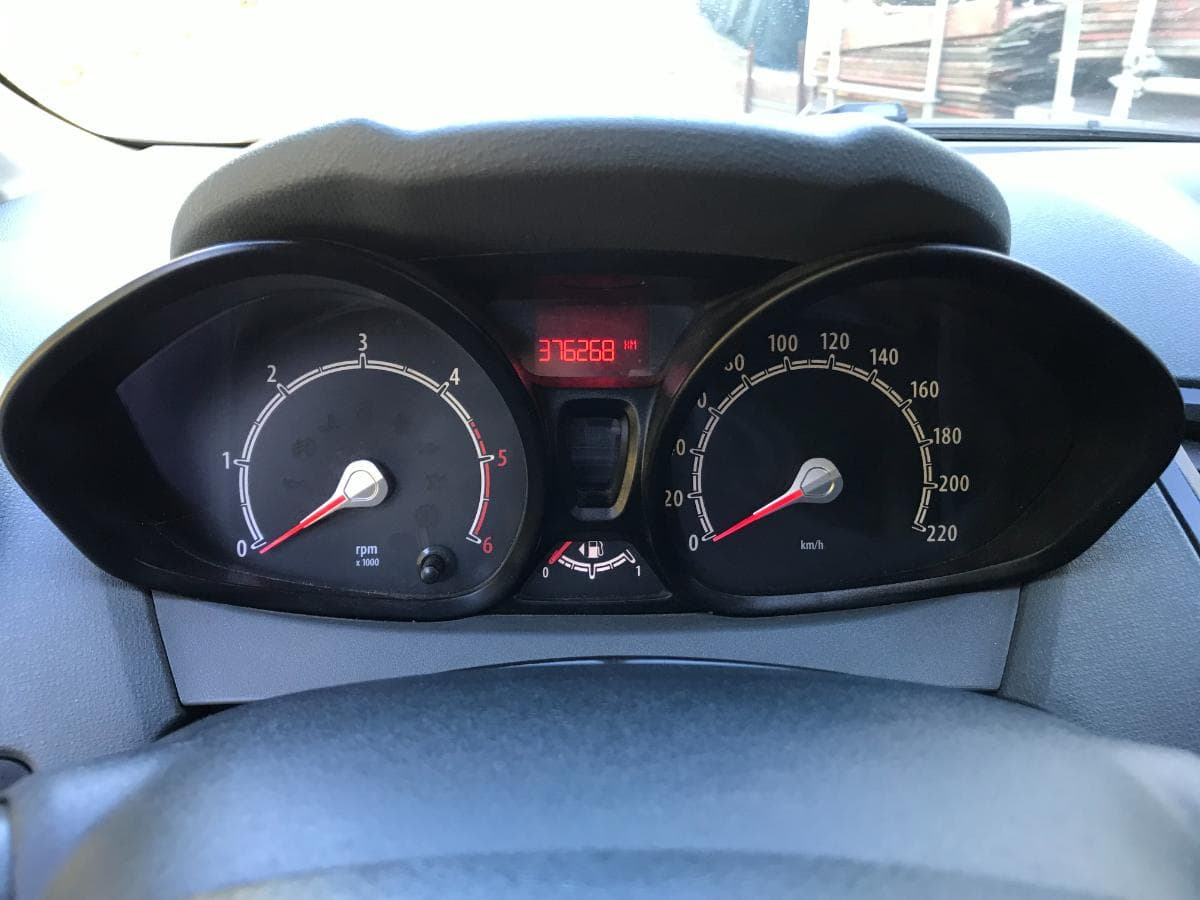 Ford Fiesta 1.4 TDCI · Ano 2010 — imagen 27