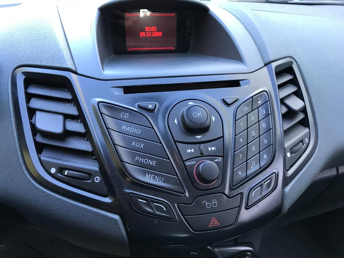 Ford Fiesta 1.4 TDCI · Ano 2010 — imagen 31