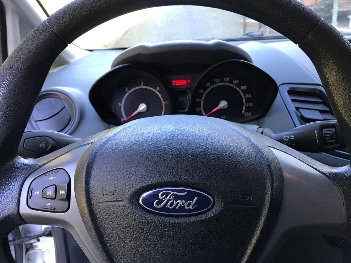 Ford Fiesta 1.4 TDCI · Ano 2010 — imagen 34