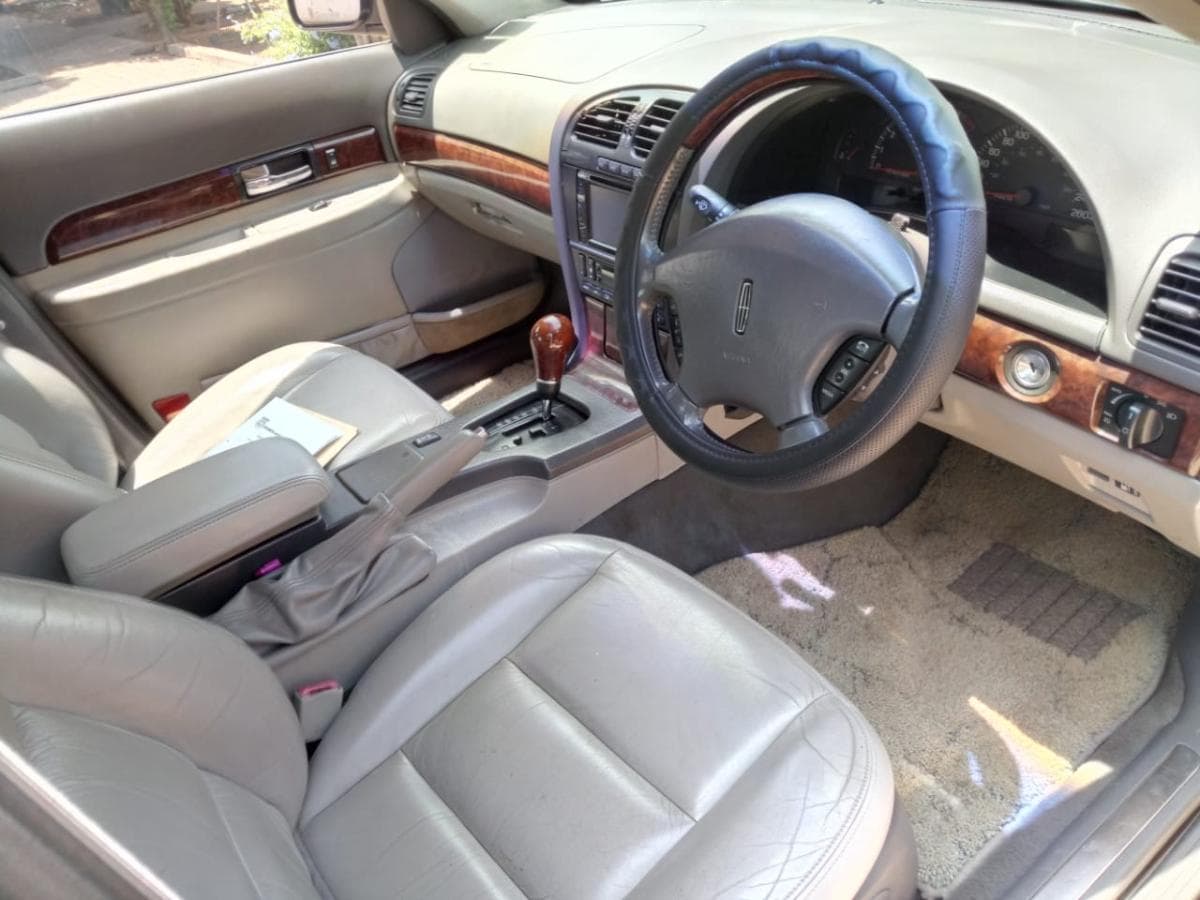 Ford Lincoln · — imagem 9