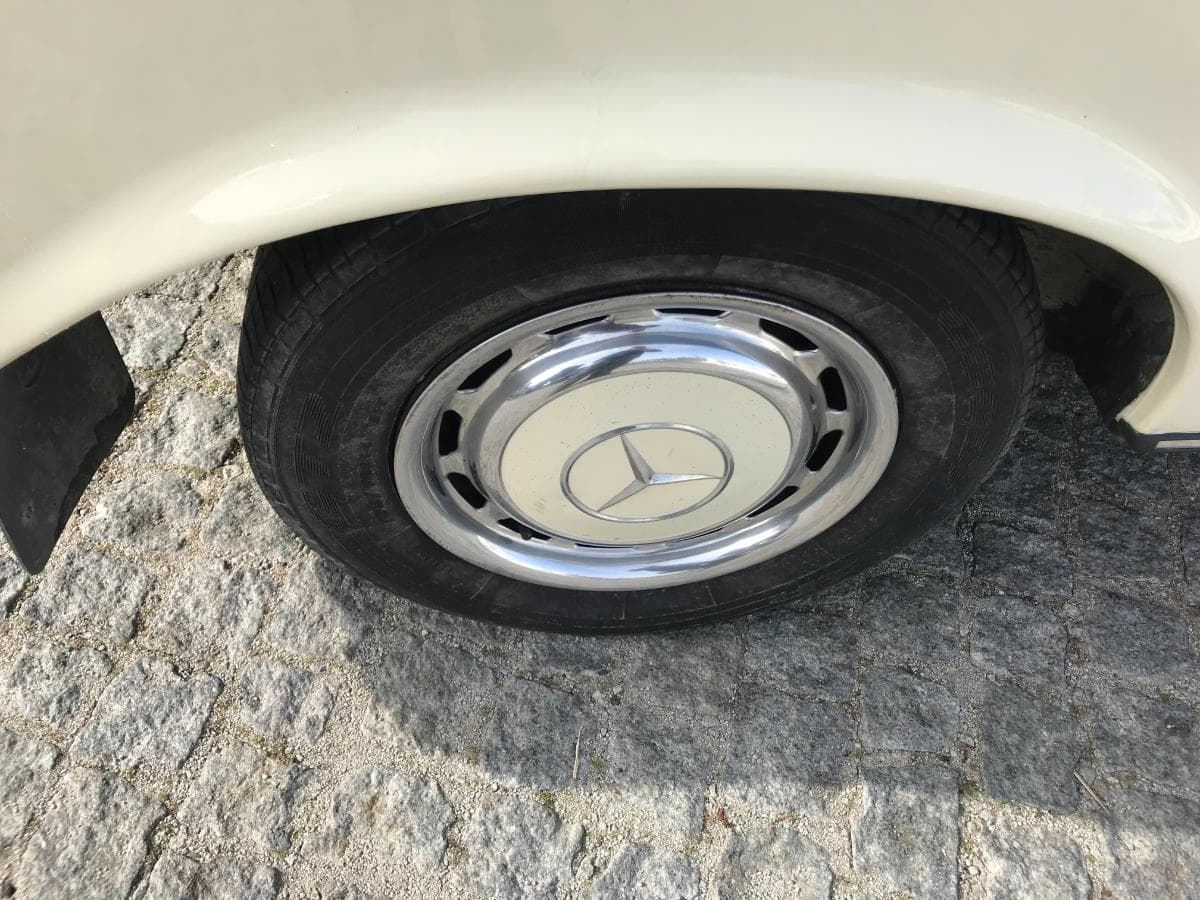 Mercedes-Benz 300D · Ano 1982 — imagen 12