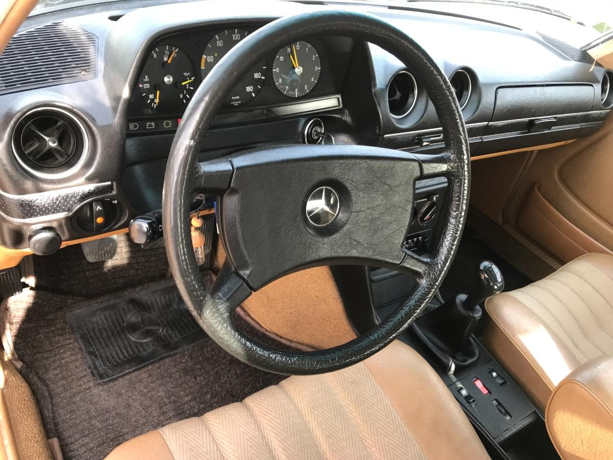 Mercedes-Benz 300D · Ano 1982 — imagen 22