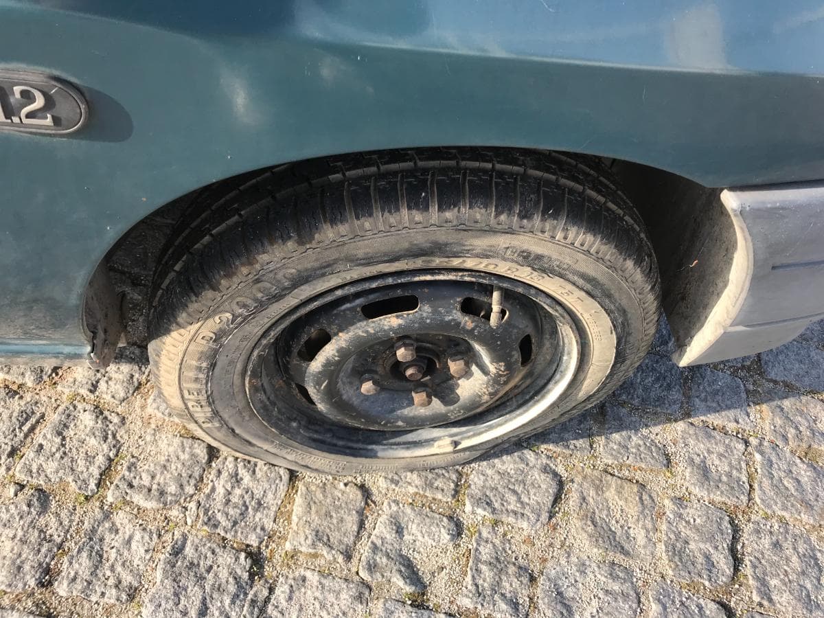 Renault Clio 1.2 · Ano 1992 — imagem 9