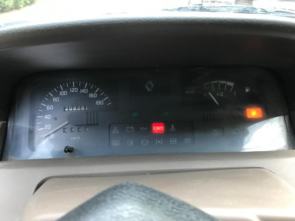 Renault Clio 1.2 · Ano 1992 — imagem 22