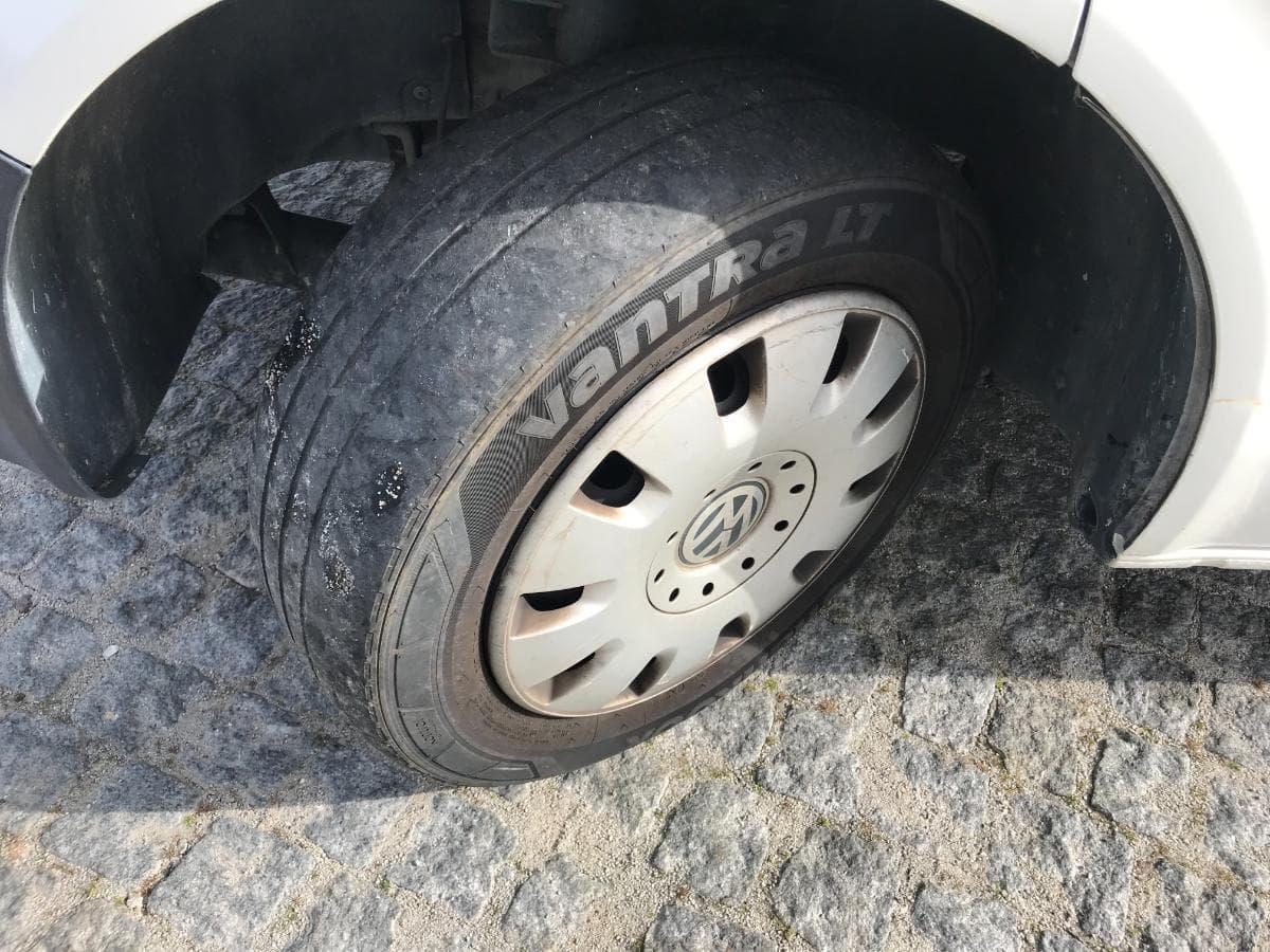 Volkswagen Transporter · 9 Lugares · Ano 2008 — imagem 15
