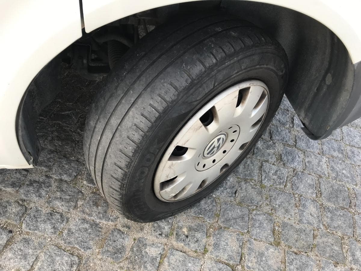 Volkswagen Transporter · 9 Lugares · Ano 2008 — imagem 16