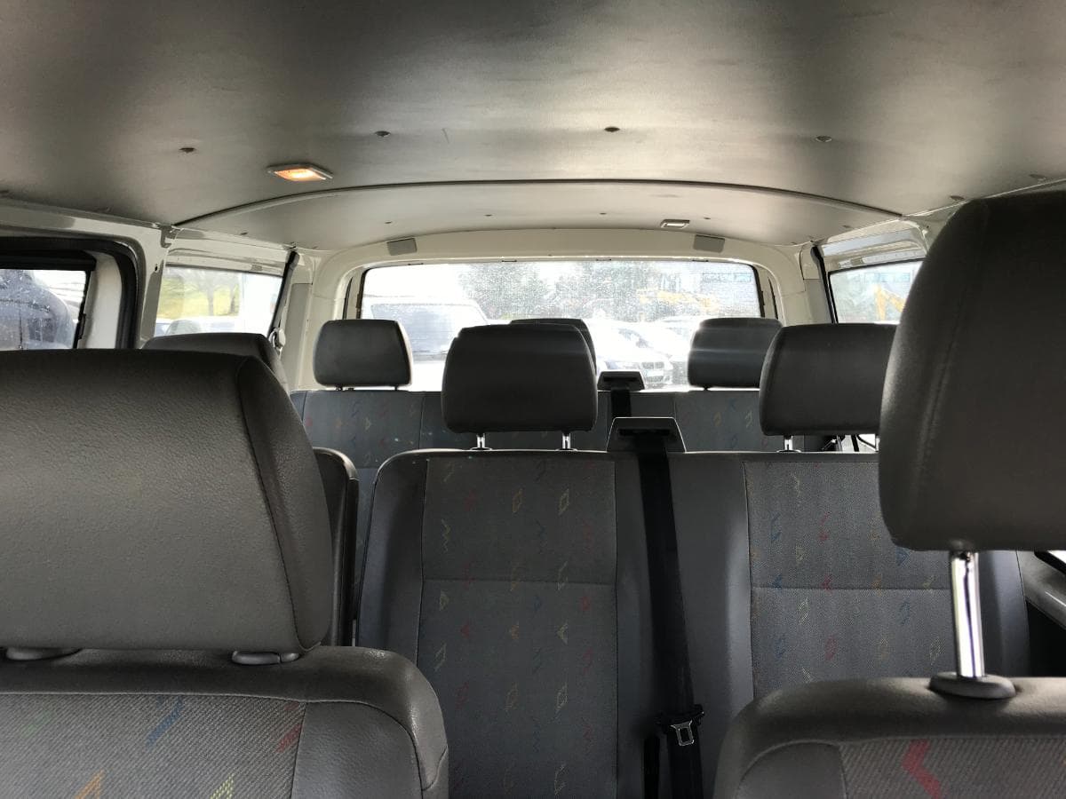 Volkswagen Transporter · 9 Lugares · Ano 2008 — imagem 19