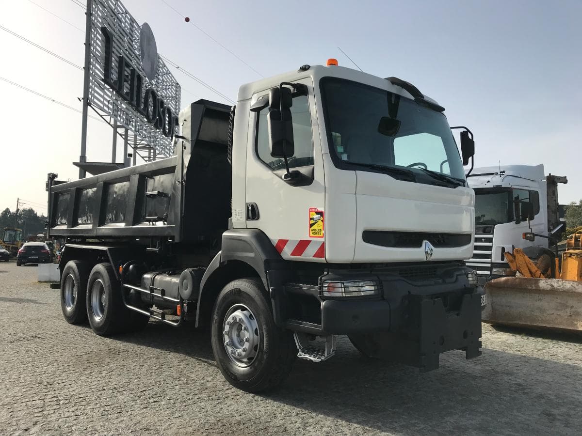 Renault Kerax 33DVB2 · Ano 2003 · Tribasculante — imagen 1