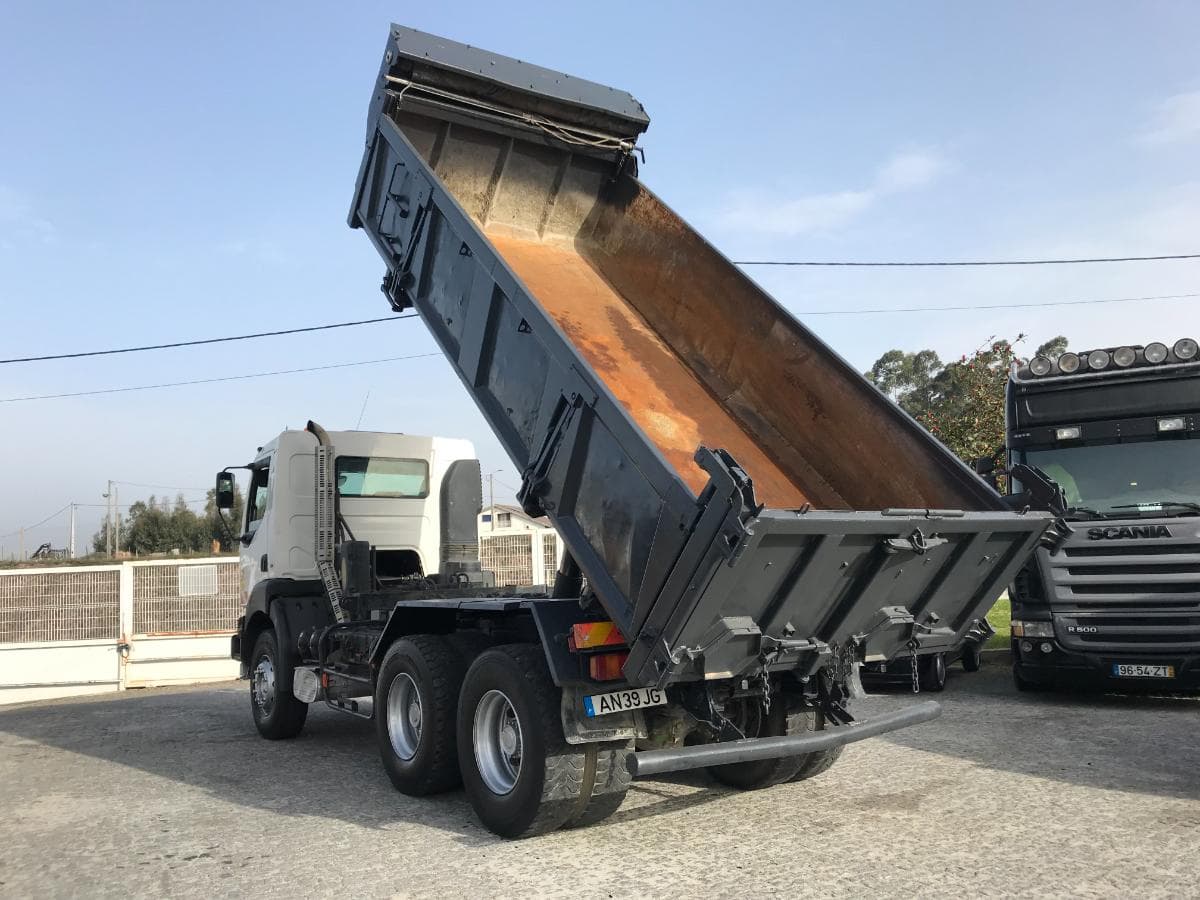 Renault Kerax 33DVB2 · Ano 2003 · Tribasculante — imagen 8