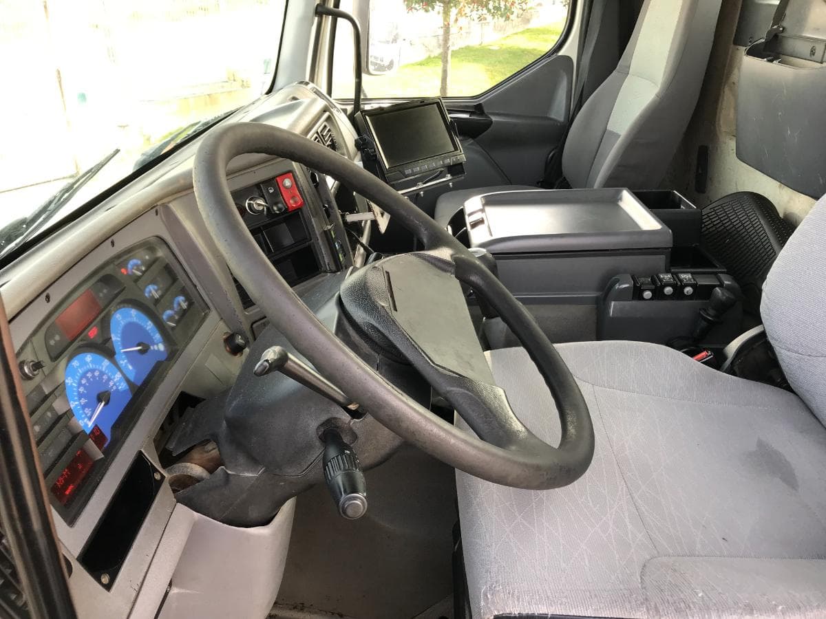 Renault Kerax 33DVB2 · Ano 2003 · Tribasculante — imagen 16