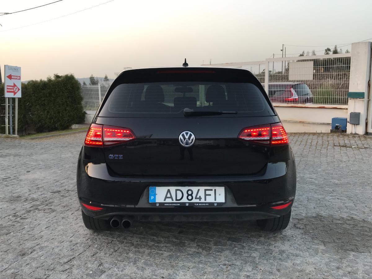 Volkswagen Golf 1.4 GTE · Ano 2015 — image 8