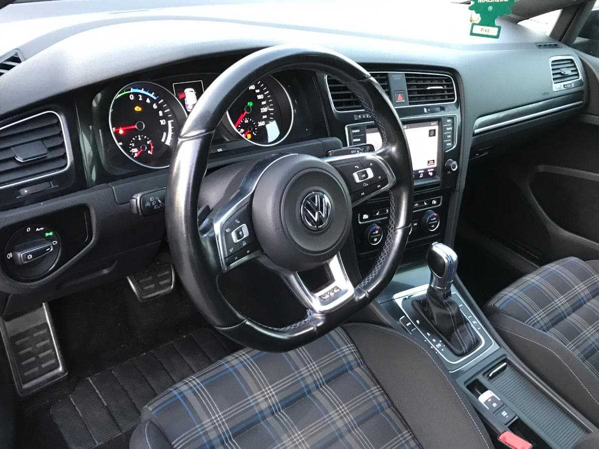 Volkswagen Golf 1.4 GTE · Ano 2015 — image 21