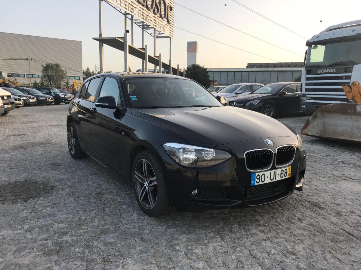 BMW 116D · Ano 2014 — imagem 1