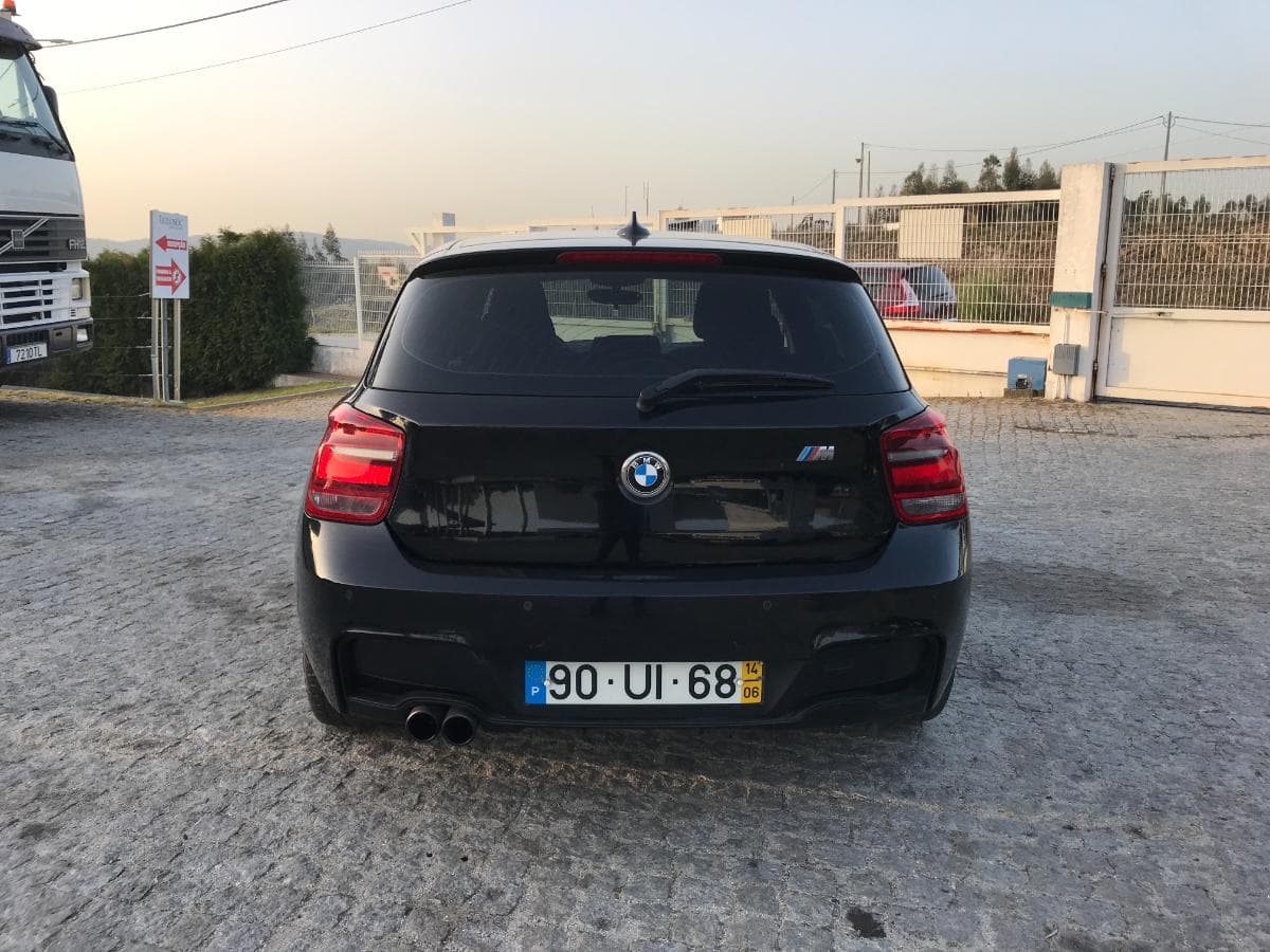 BMW 116D · Ano 2014 — imagem 7