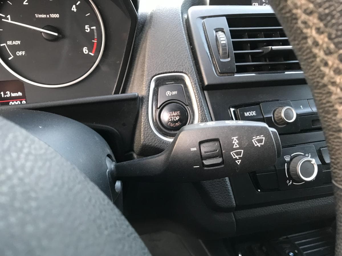 BMW 116D · Ano 2014 — imagem 22