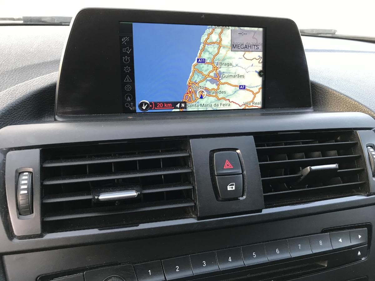 BMW 116D · Ano 2014 — imagem 23