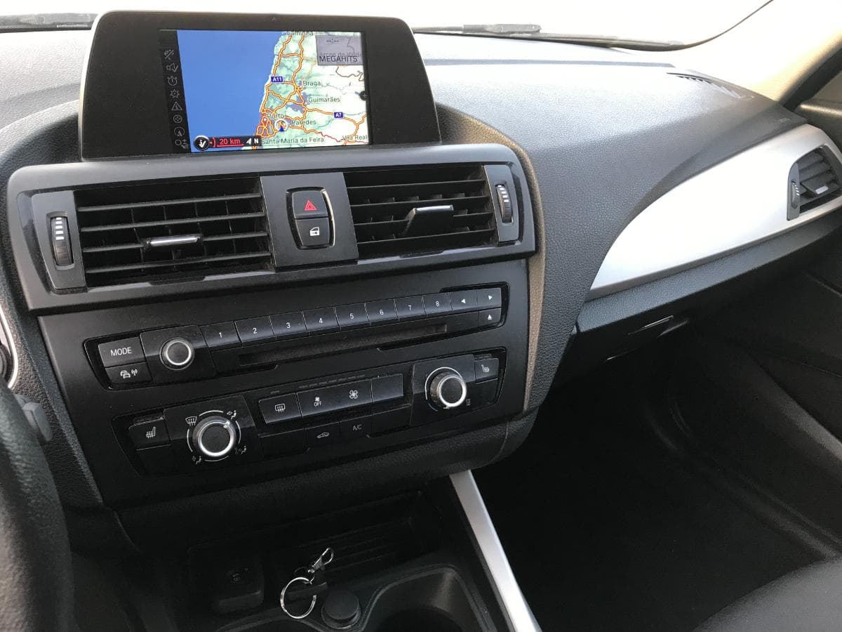 BMW 116D · Ano 2014 — imagem 30