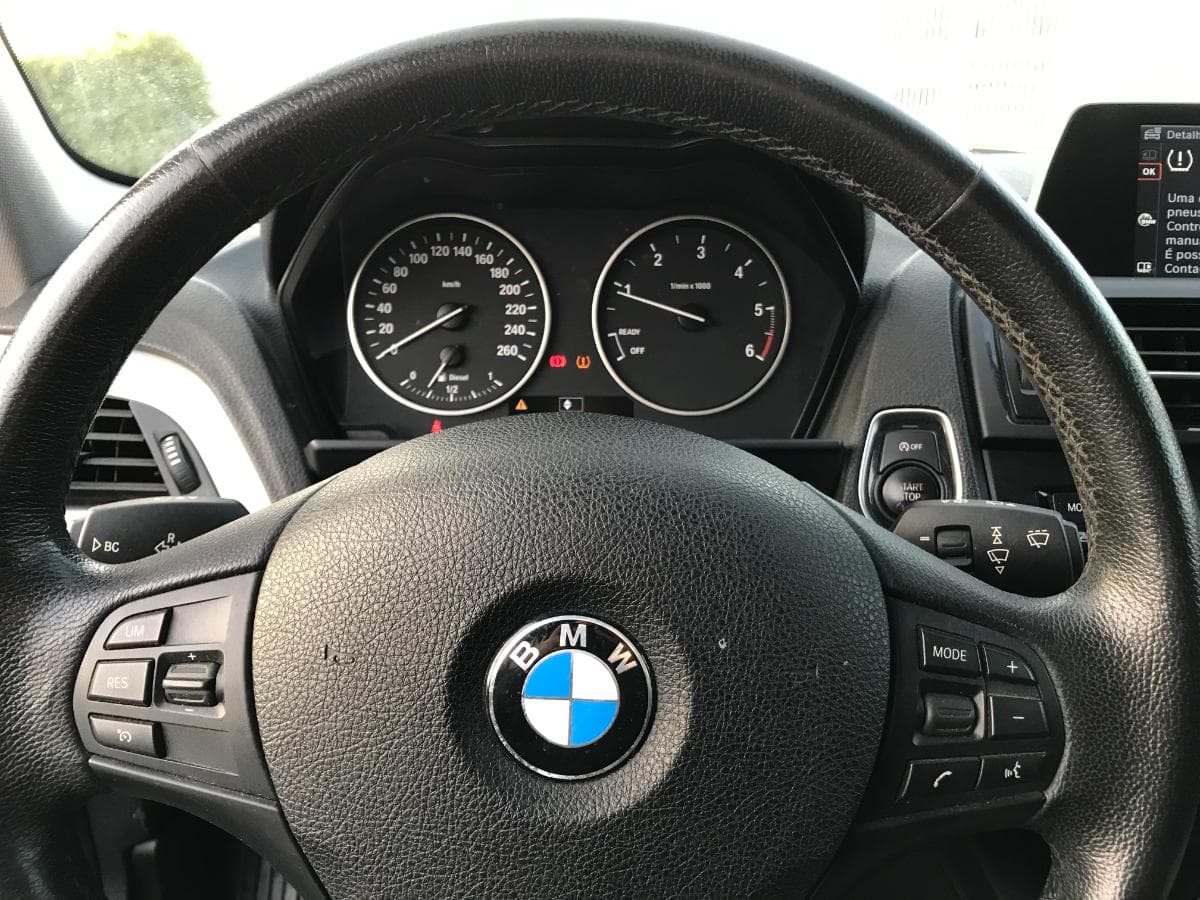 BMW 116D · Ano 2014 — imagem 31